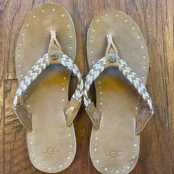 UGG Navie Flip Flop - Picture 3 of 6